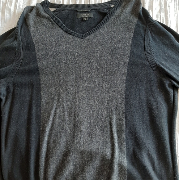 Black and Gray Guess XL mens Sweater - Picture 8 of 11
